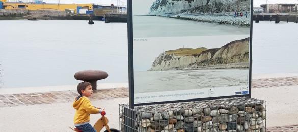 Exposition "observatoire photographique des paysages - la terre vue de la mer" à Boulogne sur Mer, été 2021
